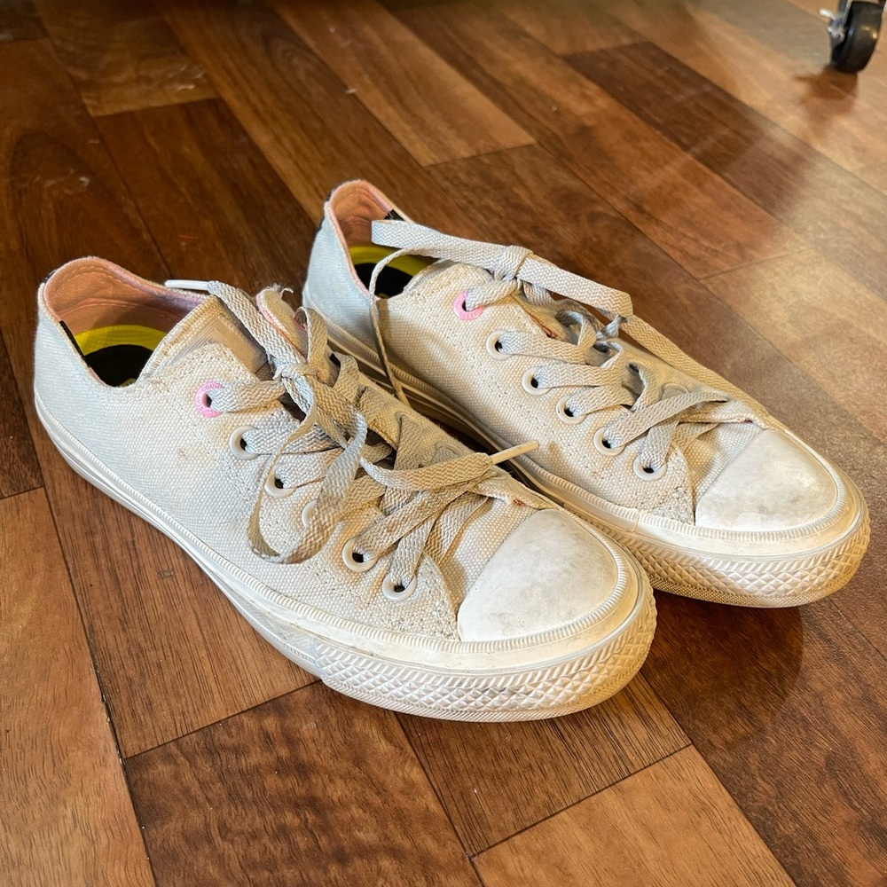Very light grey chucks
